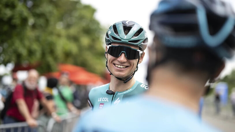 Alexander Wlassow hat gut lachen: Der Russe, vor sechs Wochen Gesamtsieger der Tour de Romandie, schnappte sich in Novazzano mit dem Tagessieg auch gleich das Leadertrikot