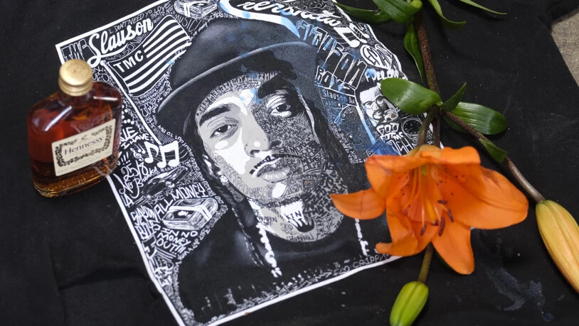 ARCHIV - Erinnerung an den US-Rapper Nipsey Hussle bei einer Gedenkveranstaltung (April 2019). Foto: Ringo Chiu/ZUMA Wire/dpa