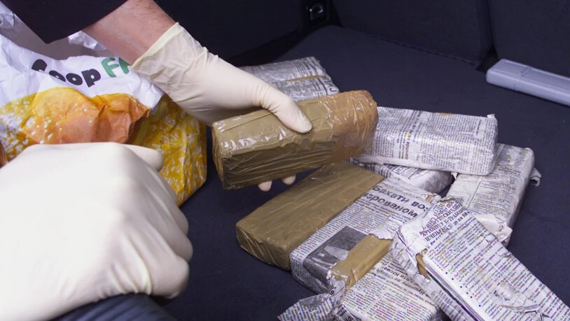 Sichergestelltes Heroin und Kokain. (Archivbild)