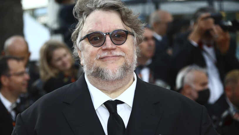 ARCHIV - Guillermo del Toro kommt zur Premiere des Films «The Innocent» während den 75. internationalen Filmfestspielen in Cannes. Foto: Joel C Ryan/Invision/AP/dpa
