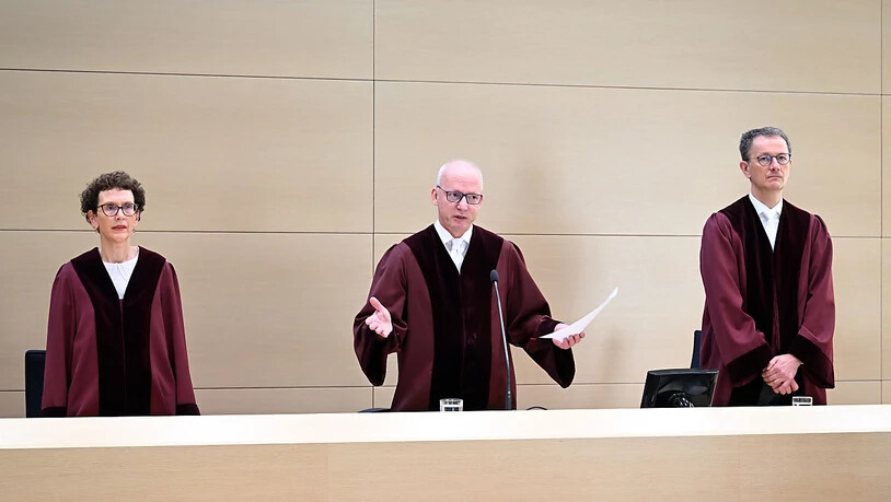Der deutsche Bundesgerichtshof verkündet das Urteil zu den Revisionen im Mordfall Lübcke. Foto: Uli Deck/dpa Pool/dpa