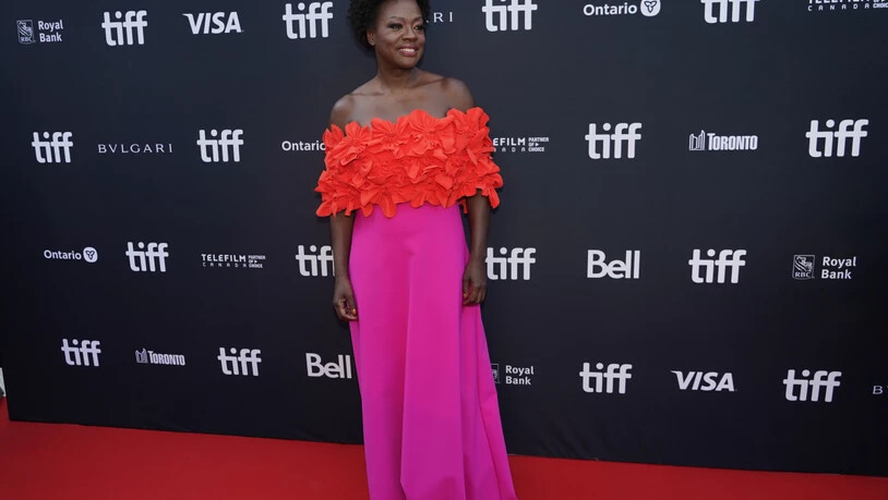 Viola Davis kommt zur Premiere von "The Woman King" am zweiten Tag des Toronto International Film Festivals (TIFF). Foto: Chris Pizzello/Invision/dpa