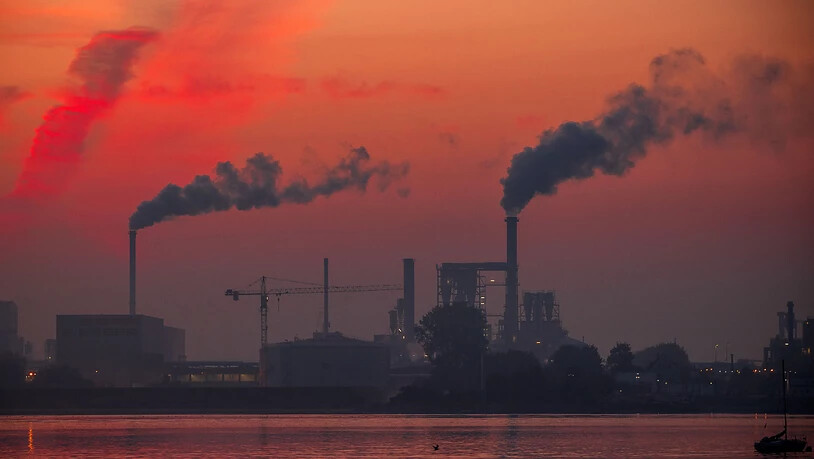 ARCHIV - Im internationalen Klimaclub soll es vor allem um den klimafreundlichen Umbau der Industrie gehen. Foto: Jens Büttner/dpa-Zentralbild/dpa