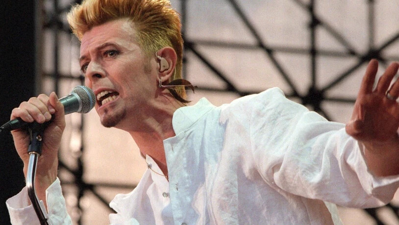 ARCHIV - Auch sieben Jahre nach seinem Tod lässt der Kult um Musiklegende David Bowie nicht ab. Foto: Markus Beck/dpa