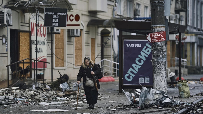 Bilder wie dieses aus der ukrainischen Stadt Bachmut sorgen dafür, dass Schweizerinnen und Schweizer spenden wie noch nie.