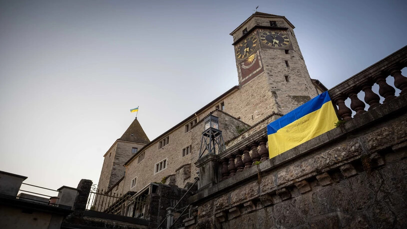 Soll eine seltene Ausnahme bleiben: Vor einem Jahr willigte die Ortsgemeinde ein, ein Zeichen für die Ukraine zu setzen.
