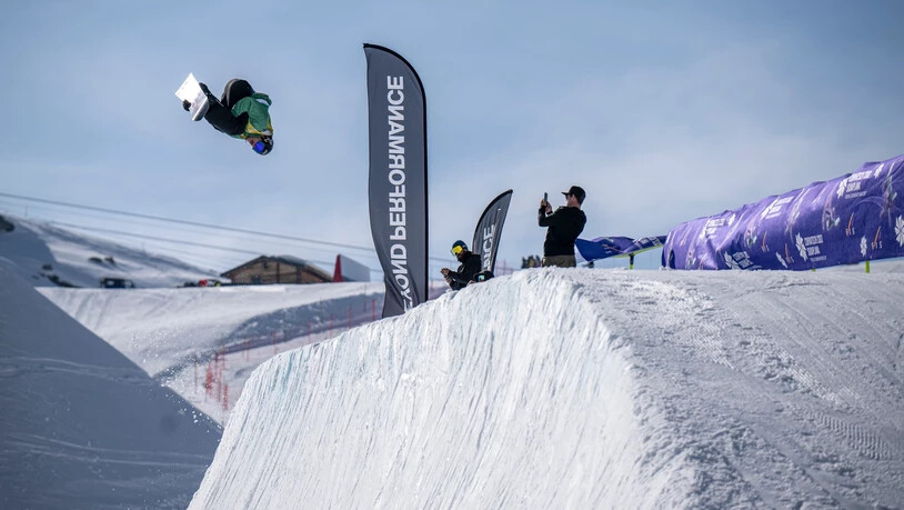 Starke Leistung: Moritz Boll fliegt auf dem Corvatsch auf Platz Neun. 
