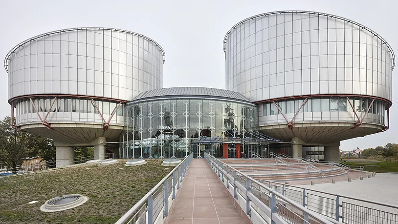 Die Schweiz wird vom Europäischen Gerichtshof für Menschenrechte gerügt, weil sie einem iranischen Rentner eine Aufenthaltsgenehmigung verweigerte. (Archivbild)