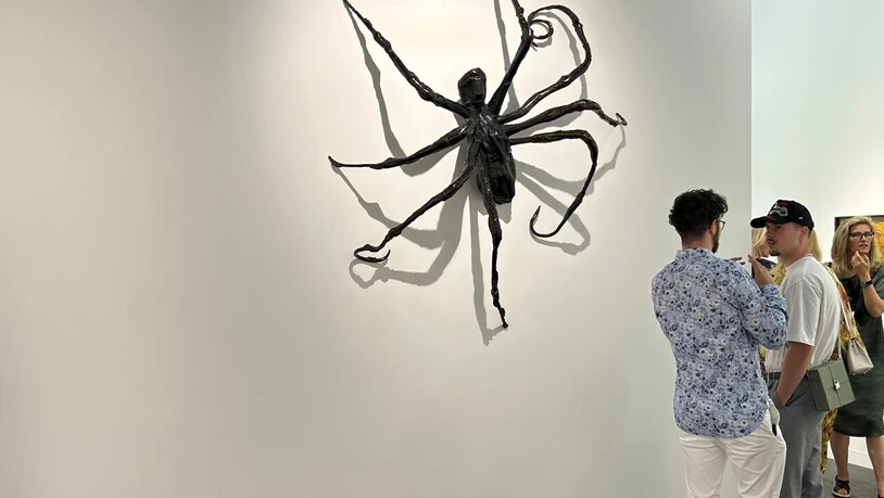 Louise Bourgeois "Spider IV" von 1996 bei Hauser & Wirth.