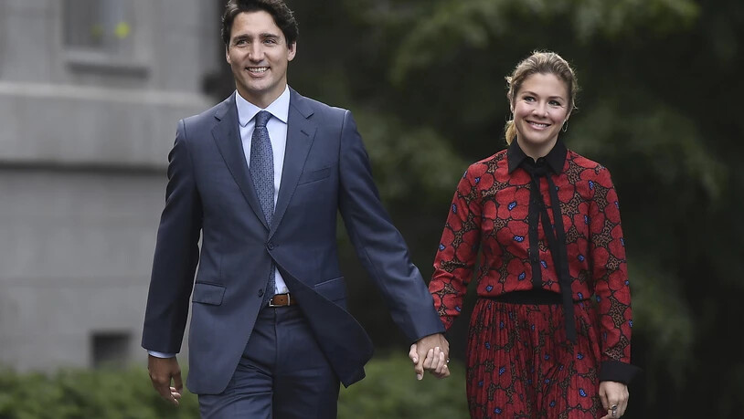 ARCHIV - Kanadas Premierminister Justin Trudeau und seine Frau Sophie Gregoire Trudeau in Ottawa. Foto: Justin Tang/The Canadian Press/AP/dpa