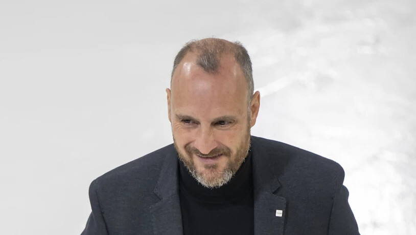 Ajoies Cheftrainer Christian Wohlwend zeigt sich zufrieden nach dem Heimsieg gegen seinen ehemaligen Arbeitgeber HC Davos