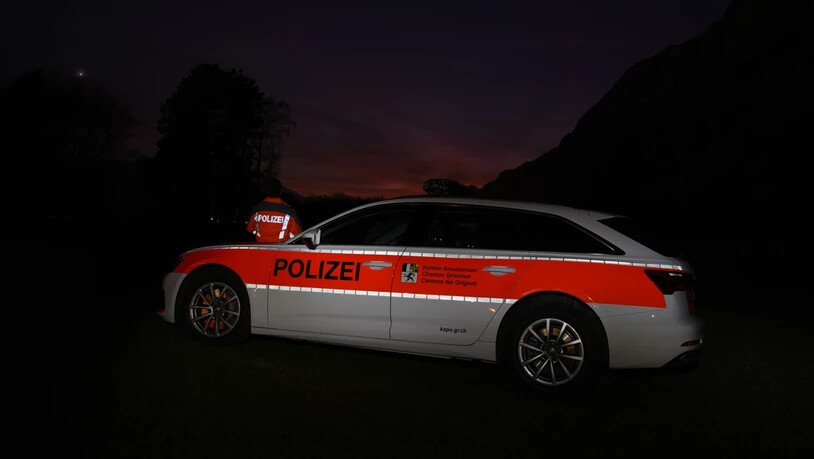 Unfall mit Folgen: In Davos ist Ende September ein Velofahrer von einem Autofahrer beim Überholen gestreift worden. Nun ist der Mann verstorben.