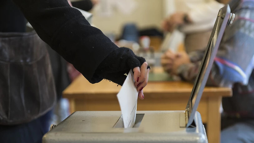 Am Abstimmungssonntag stimmen drei Kantone über sieben Sachgeschäfte ab. (Symbolbild)