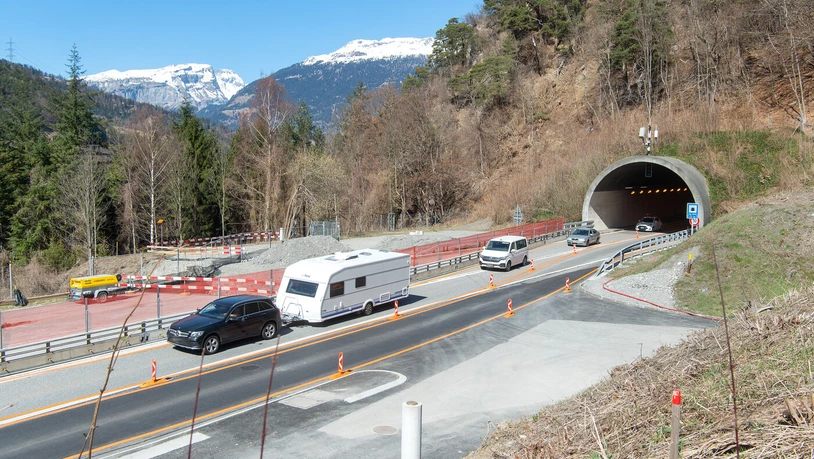 Keine freie Fahrt: Wegen eines Unfalls ist der Isla-Bella-Tunnel am Sonntagabend gesperrt worden.