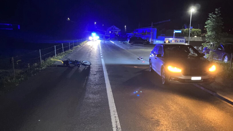 Verkehrsunfall: Beim Unfall wurde das Auto sowie das Töffli beschädigt. 