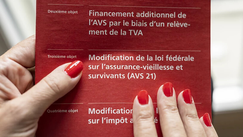 Die Zahlen im Abstimmungsbüchlein zur Erhöhung des Frauenrentenalters basierten auf falschen Berechnungsformeln. (Archivbild)