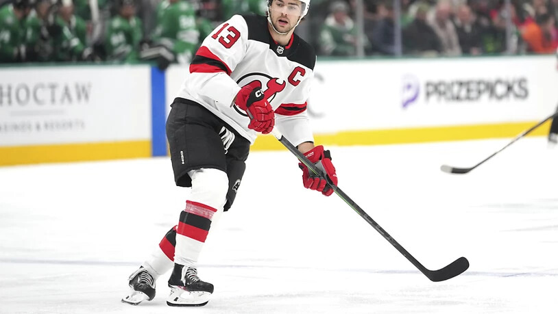 Nico Hischier kurvt übers Eis