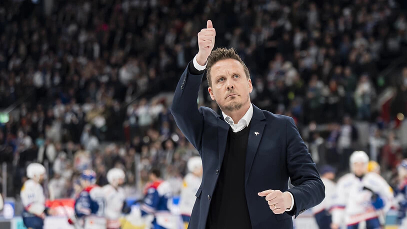 Daumen hoch: Klotens Coach Lauri Marjamäki bedankt sich bei den Fans und blickt auf eine sehr positive Saison zurück