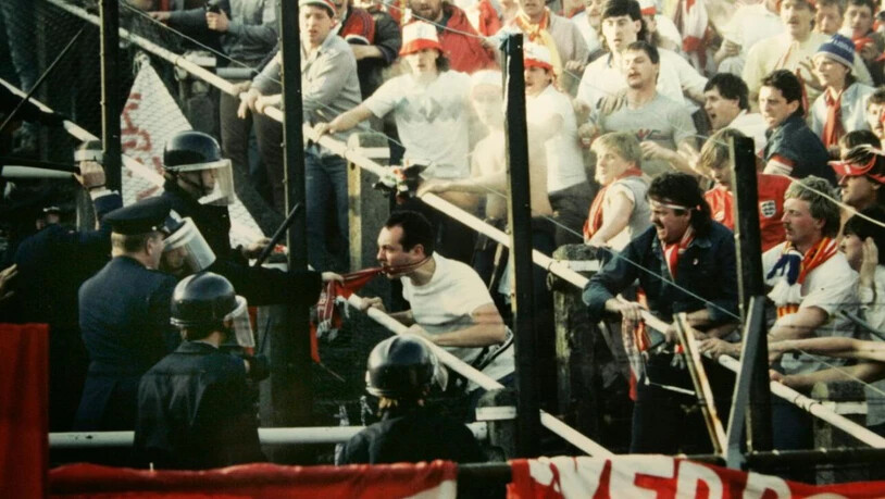 Viele englische Fans waren schwer betrunken im Stadion angekommen