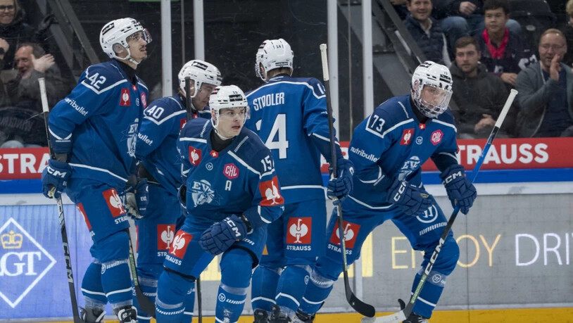 Jubelstürme in der Zuger Eishalle: Der EVZ deklassiert Sparta Prag im Achtelfinal-Hinspiel der Champions Hockey League gleich mit 6:0