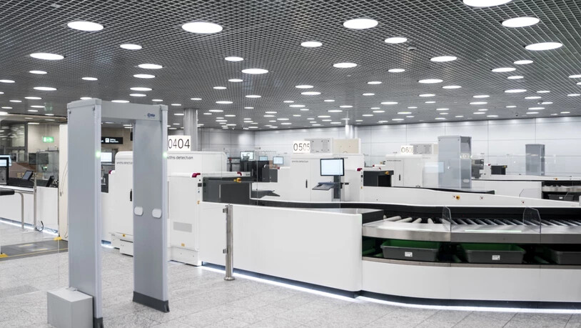 Die neue Sicherheitskontrolle am Flughafen Zürich geht am 8. Dezember in Betrieb. Sie soll die Wartezeiten verkürzen.