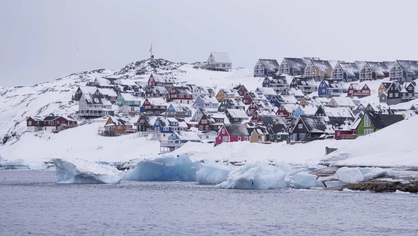 ARCHIV - Nuuk auf Grönland. Foto: Evgeniy Maloletka/AP/dpa/Archivbild