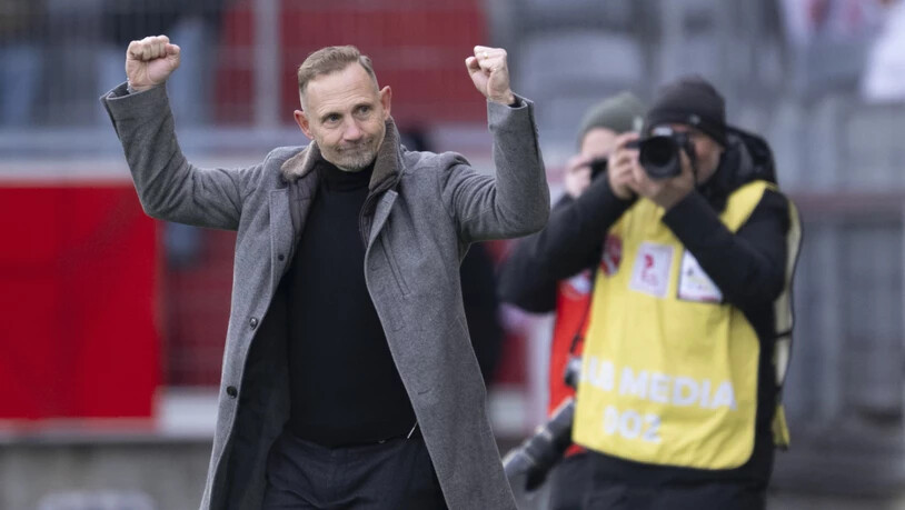 Thuns Trainer Mauro Lustrinelli befindet sich im Siegesrausch