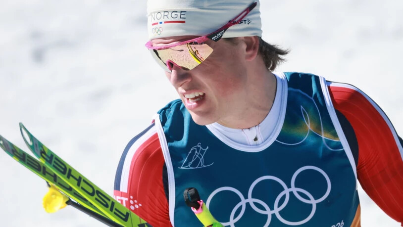 Johannes Klaebo gewinnt auch bei seinem dritten Einsatz in Tesero Gold