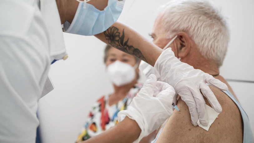 Transparenz soll jetzt herrschen bei der Covid-19-Impfstoffbeschaffung. Dazu hat sich der Bund durchgerungen. (Archivbild aus dem Coronavirus-Impfzentrum der Universität Zürich)