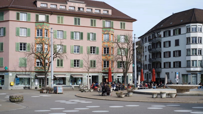 Das Wohnhaus der Baugenossenschaft ABZ am Bullingerplatz in Zürich. (Archivbild)