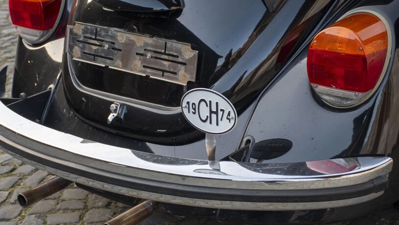 Das älteste Auto von Flavio Albrecht ist ein Klassiker: Der VW Käfer als Cabrio.