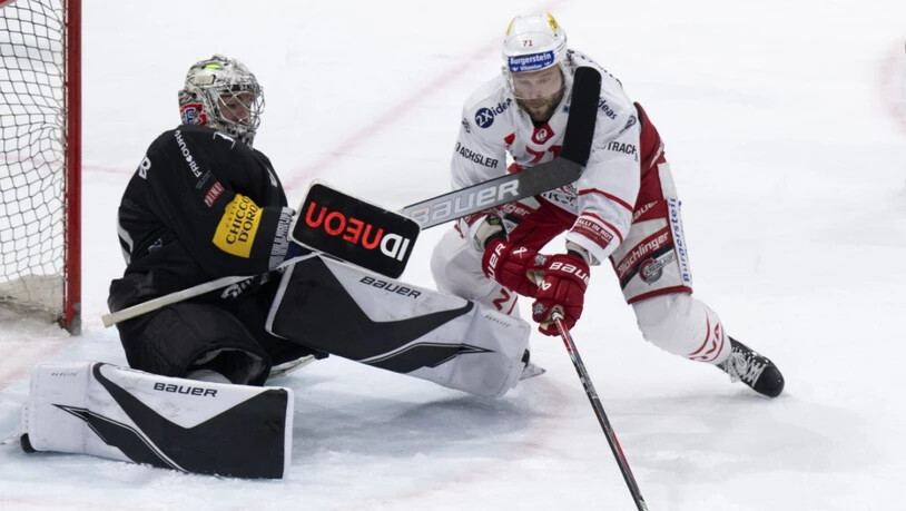 Fribourgs Goalie Reto Berra liess sich im dritten Viertelfinalsiel gegen die Lakers nicht bezwingen