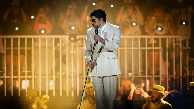 Der Latin-Rap- und Reggaeton-Musiker Bad Bunny hat 2025 auch bei den Schweizer Hörerinnen und Hörer für den Sound gesorgt. Sein Album "Debí Tirar Más Fotos" belegt Platz 1 der Schweizer Jahrescharts von 2025.