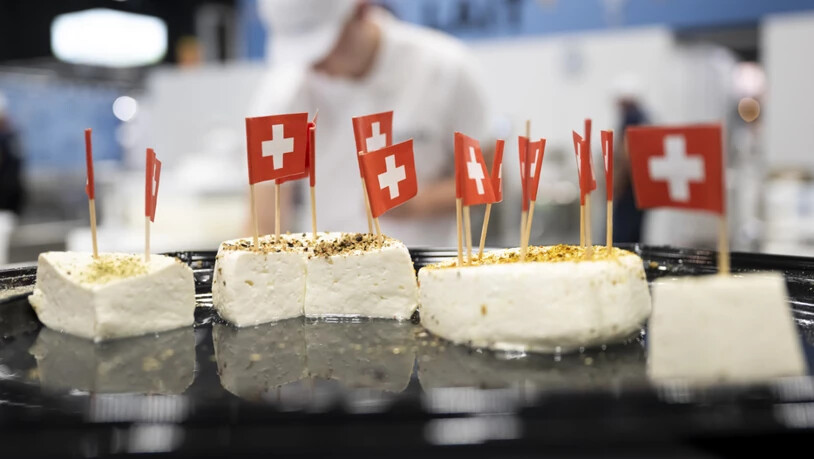 Die Schweiz hat im vergangen Jahr etwas mehr Käse konsumiert. Fast zwei Drittel davon kam aus inländischer Produktion. (Archivbild)