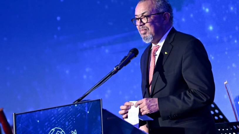 ARCHIV - Tedros Adhanom Ghebreyesus spricht bei der Gala Cinema for Peace  Democracy. Foto: Britta Pedersen/dpa