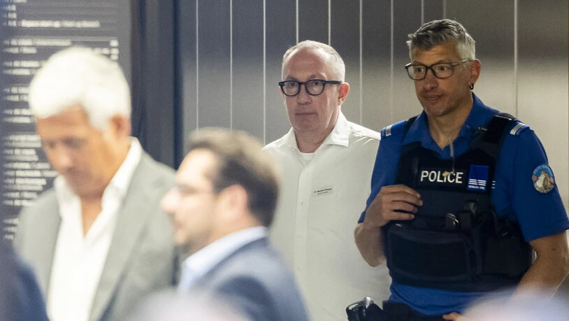 Die Gemeinde Crans-Montana unterstützt die Ausführungen ihres Präsidenten Nicolas Féraud (hier bei seiner Anhörung).