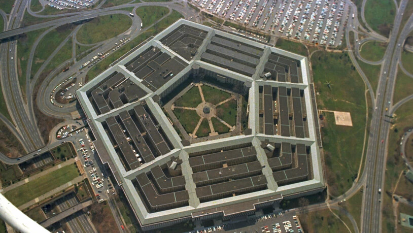 Der OpenAI-Rivale Anthropic verlangt, dass seine KI vom US-Militär nicht in autonomen Waffen und zur Massenüberwachung genutzt wird. (Archivbild)