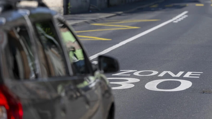 Beim Schutz vor Strassenlärm wünscht sich der VCS Tempo 30 statt Flüsterbelägen auf den Hauptstrassen. (Archivbild)