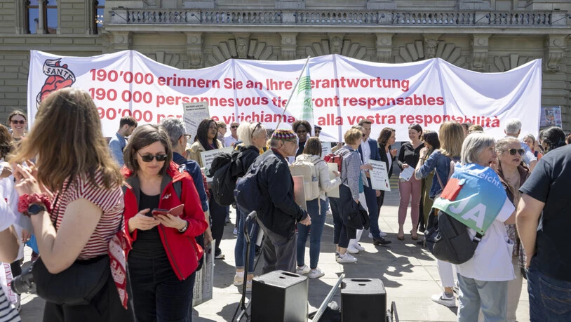 "190'000 erinnern Sie an ihre Verantwortung", hiess es an die Mitglieder des Nationalrats gerichtet.