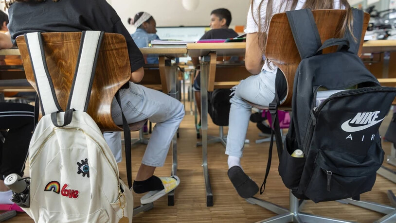 Wiedersehen: Bald starten die Bündner Schulkinder in ein neues Schuljahr. 