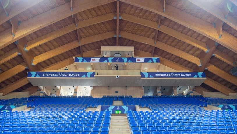 Alles bereit: Die Davoser Eishalle ist ready für den Spengler Cup – wir auch! 