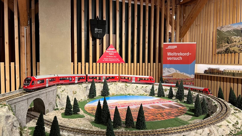Bahnmuseum Albula: Ein Modell des Weltrekordzugs der Rhätischen Bahn wird ausgestellt.