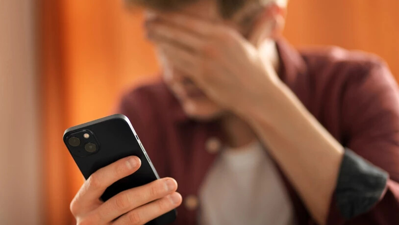 Das kann ins Auge gehen: Hinter einigen Profilen beim Online-Dating steckt nicht immer die Person, welche man sich erhofft.