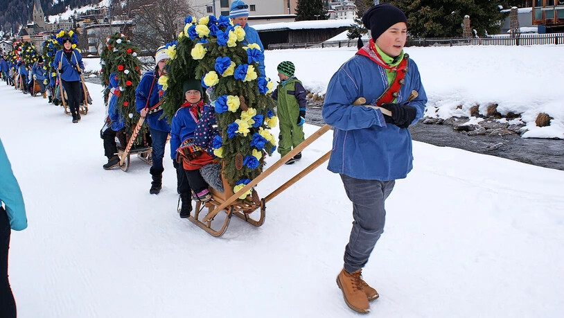 Die einzelnen «Rennbännä» werden von «Rossen» gezogen.  
