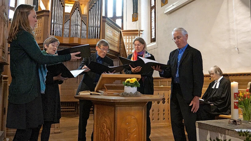 Das Davoser Quintett begleitet den Gottesdienst zu Palmsonntag in der Kirche St. Theodul.
