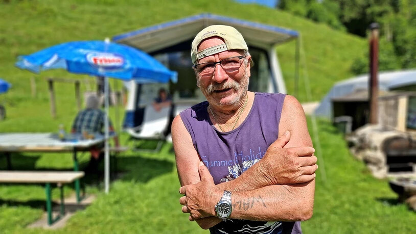 Campen ist seine Welt: Seit 35 Jahren verbringt Walter Egli den Sommer im Zelt im Oberseetal.