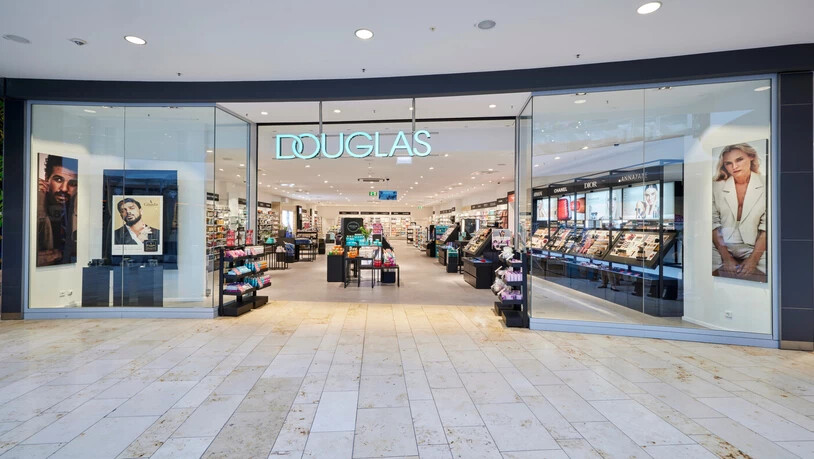 Ein Laden für Beauty: So in etwa wird auch der neue Douglas-Store im Fashion Outlet in Landquart aussehen.