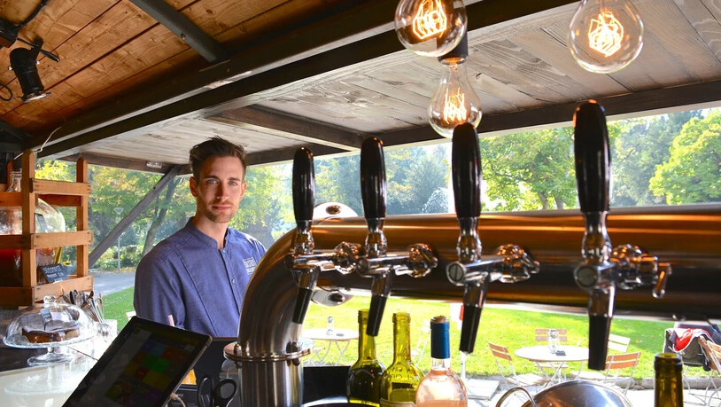 Hier beim Springbrunnen sollte sie eigentlich stehen: Fabian Noser machte 2018 einen Testlauf mit seiner «Rollbar» im Volksgarten.