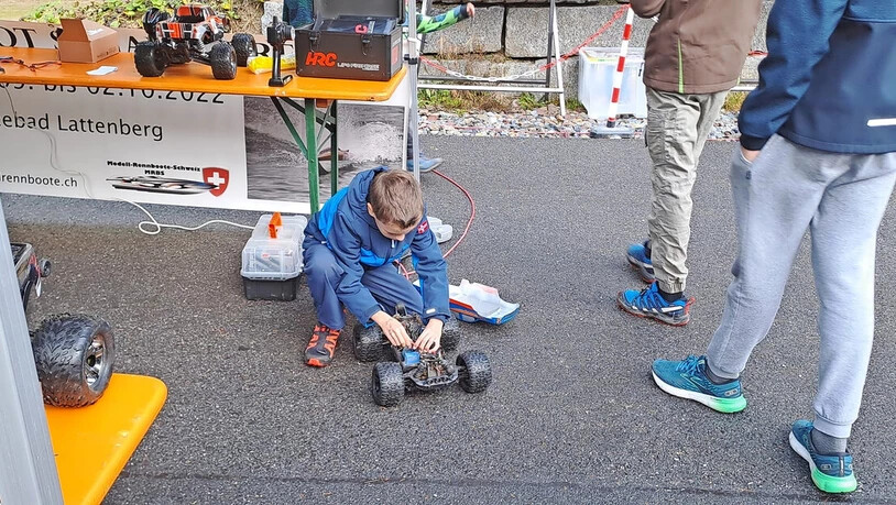 Einige rüsteten ihre Fahrzeuge gleich selber um.