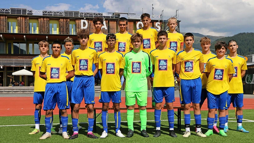 Die B-Junioren haben das erste Meisterschaftsspiel klar verloren.  